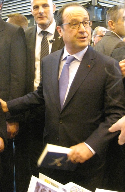 F Hollande Salon Paris